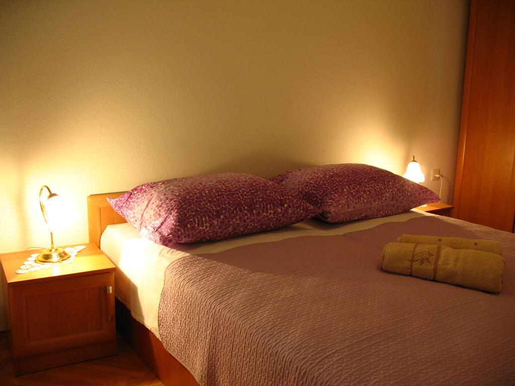 Apartments Culav Makarska Oda fotoğraf