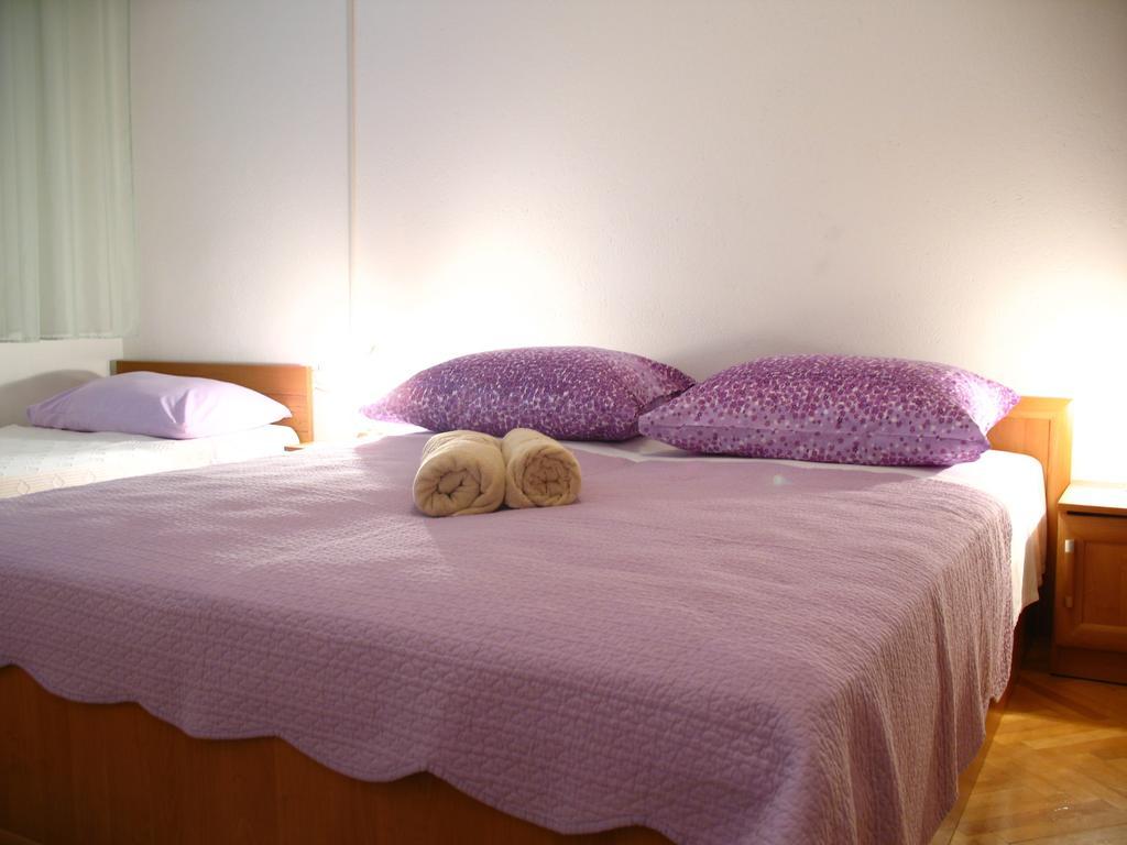 Apartments Culav Makarska Oda fotoğraf