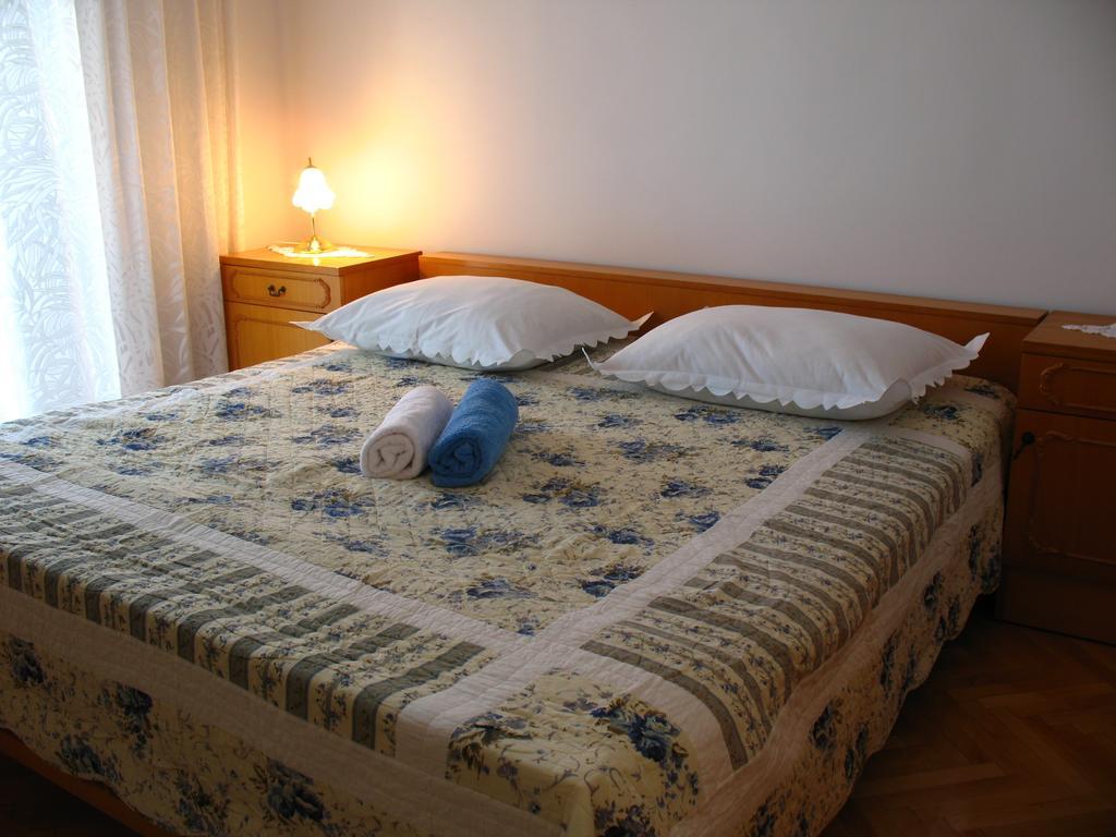 Apartments Culav Makarska Oda fotoğraf