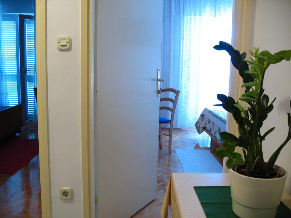 Apartments Culav Makarska Oda fotoğraf